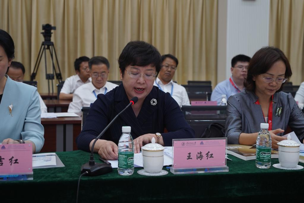 圖7 省政府副省長(zhǎng)王海紅講話.JPG